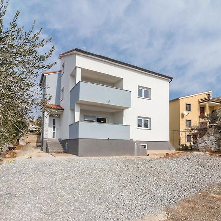 Apartments Mira Пула Екстериор снимка