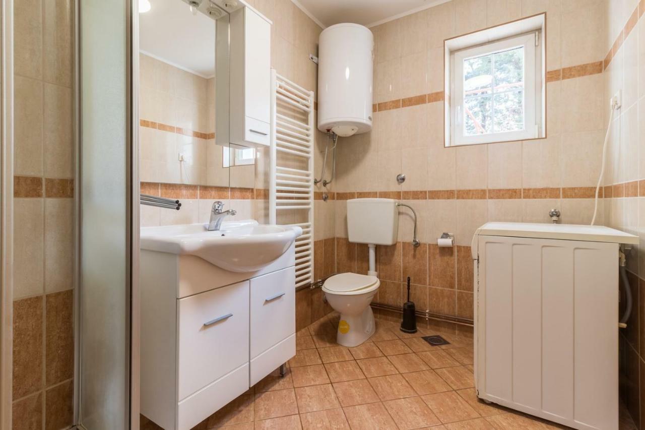 Apartments Mira Пула Екстериор снимка