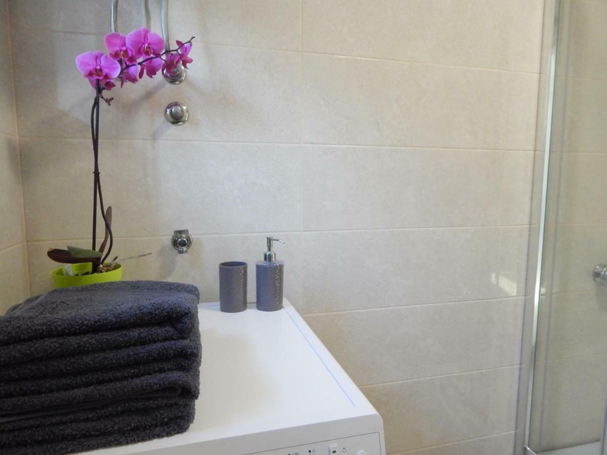 Apartments Mira Пула Екстериор снимка