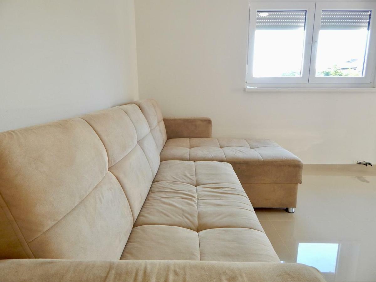 Apartments Mira Пула Екстериор снимка