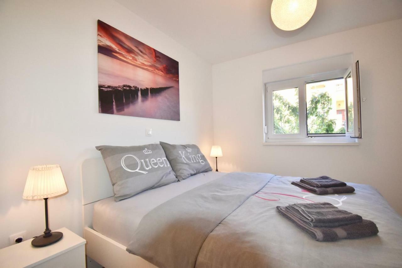 Apartments Mira Пула Екстериор снимка