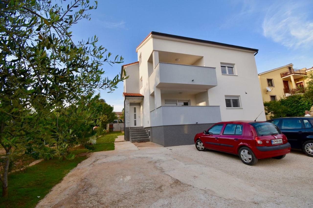 Apartments Mira Пула Екстериор снимка