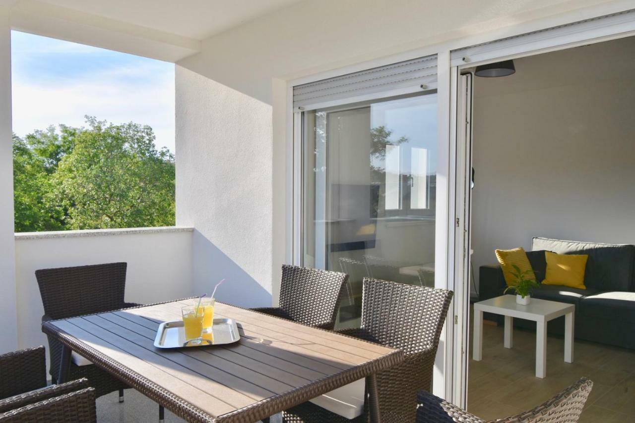Apartments Mira Пула Екстериор снимка