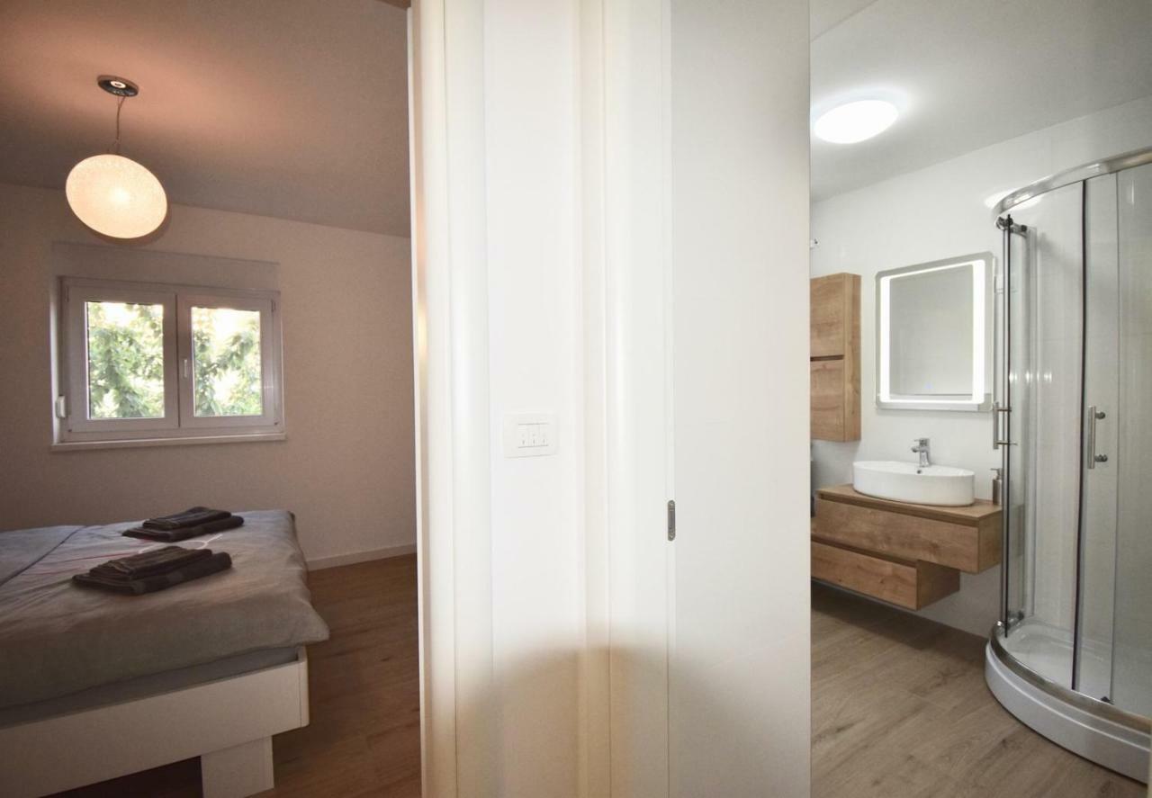 Apartments Mira Пула Екстериор снимка